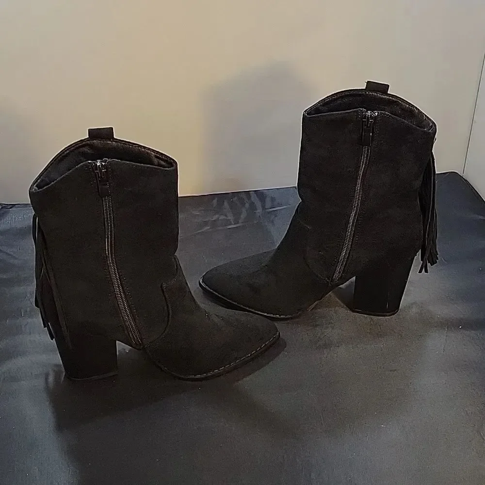 BRAND NEW TOP MODA WOMEN'S FRINGED BLOCK HEEL SHORT POINTED TOE BOOTS